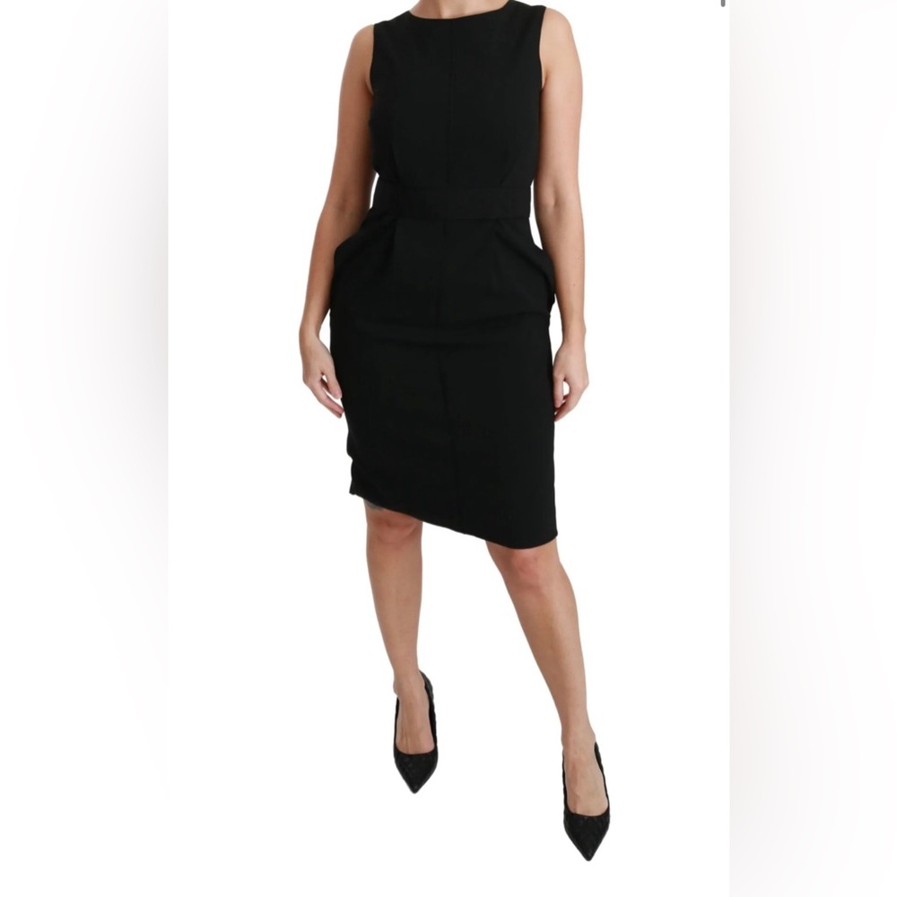 Dolce & Gabbana Elegant Knee-Length Sheath Dress in Black
